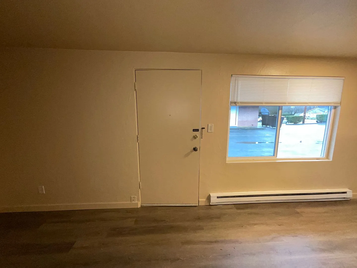 Madrona Apartments — Photo 3