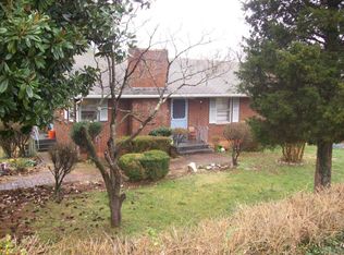 3554 Cedar Ln, Roanoke, VA 24018