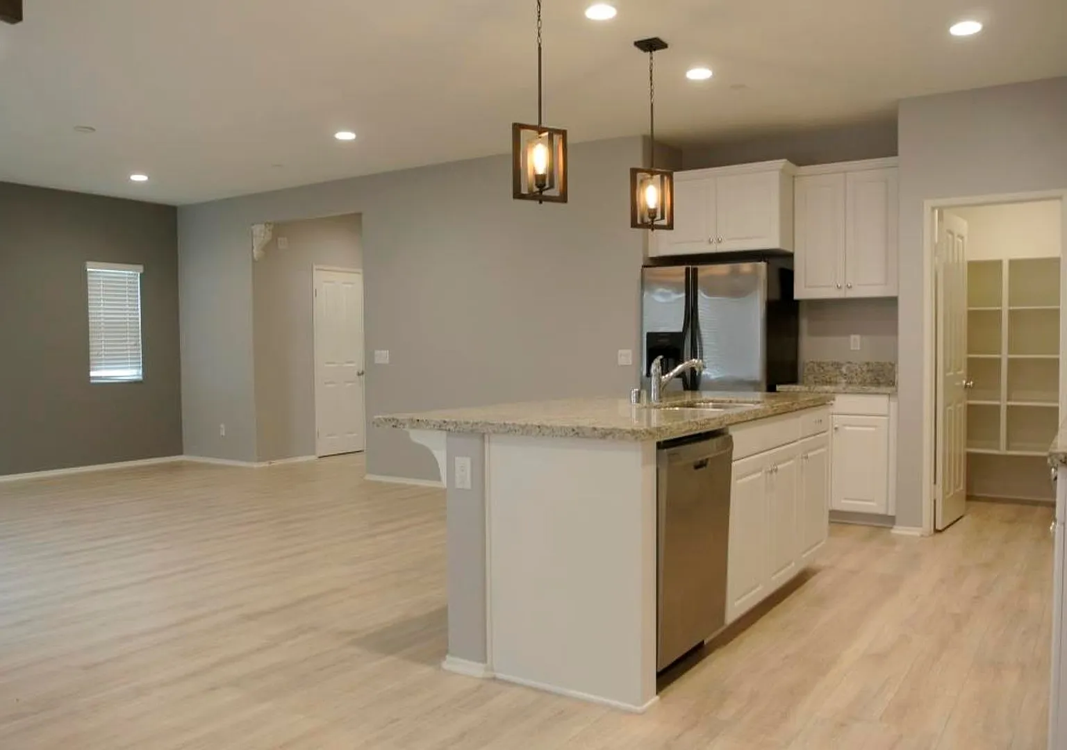 3Bed/2.5Bath Home in Horse Creek Ridge Community~ Campolina — Photo 3