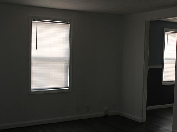 3rd image of 1436 E Dubail Ave