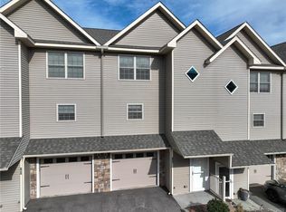 64 Scotch Cap Rd UNIT 186, Waterford, CT 06375