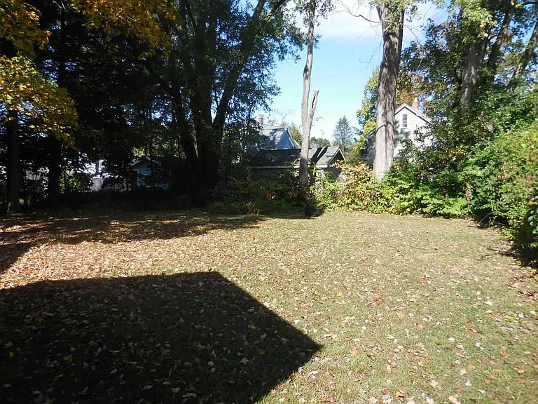 11 W Green St #1 — Photo 9