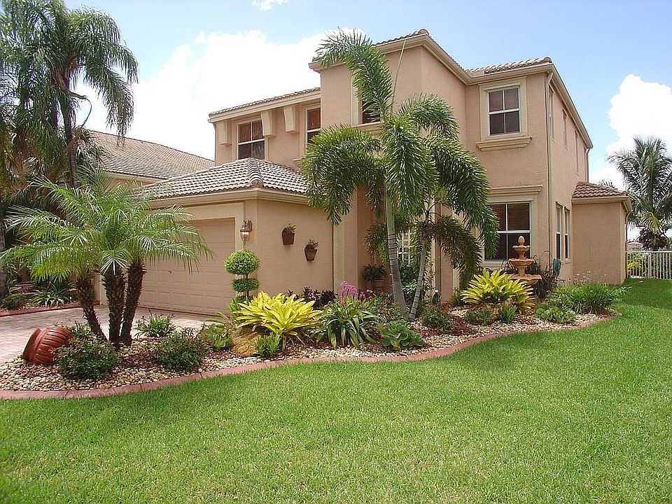1st image of 16566 SW 51st St