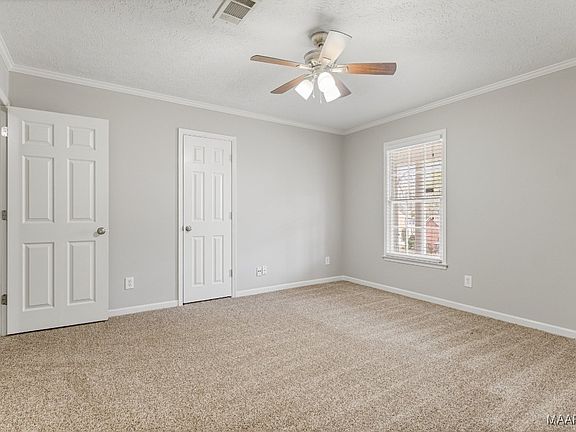 4th image of 29 Creek Dr