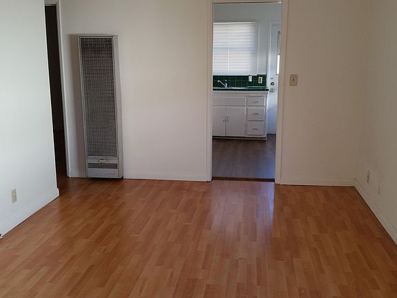 3rd image of 39 Christina St APT A