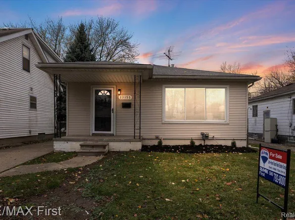 23155 Tuscany Ave, Eastpointe, MI 48021