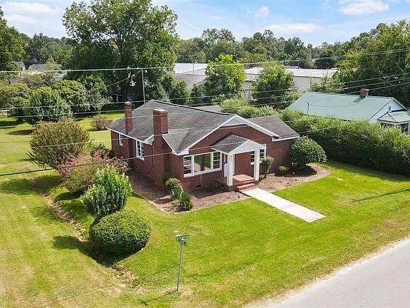 2nd image of 601 S 4th Ave