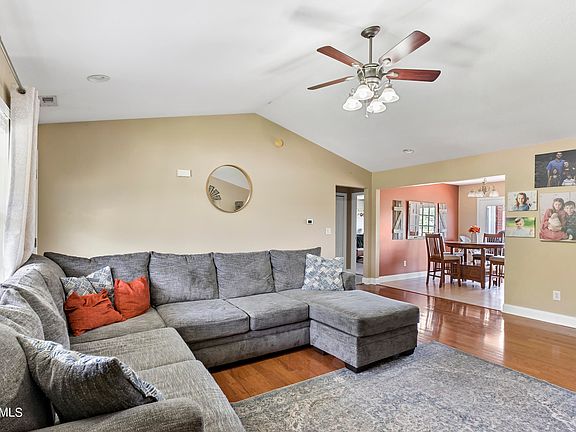 5th image of 8108 Dove Wing Ln