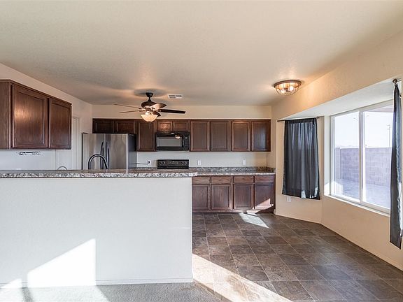 5th image of 7975 E 43rd Ln