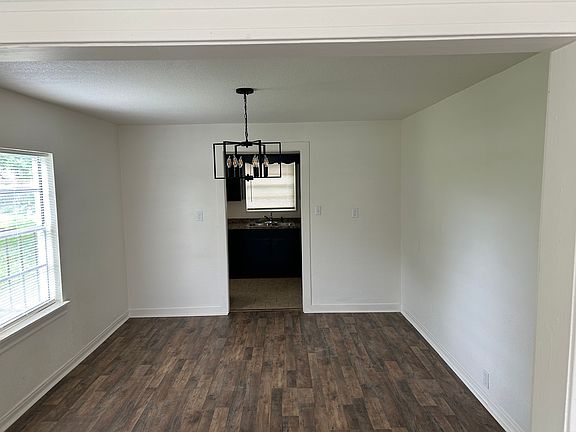 4th image of 2230 Hegele St