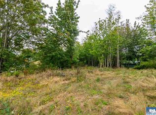 999 Rickarla Cir, Port Angeles, WA 98363