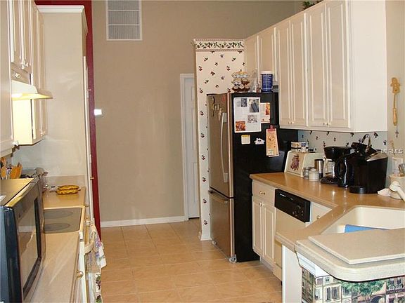 3rd image of 3119 Hanging Moss Cir