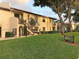 21785 Cypress Dr, Boca Raton, FL