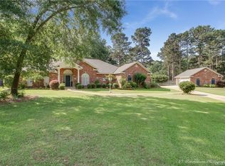 2870 Hillcrest Cir, Benton, LA 71006