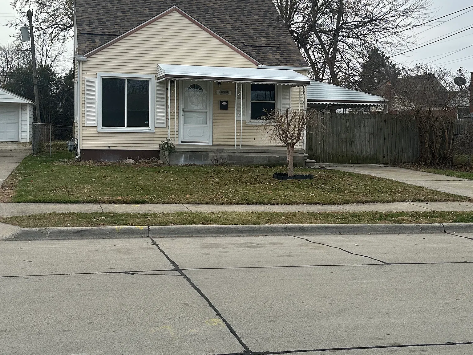29263 Barton St — Photo 2