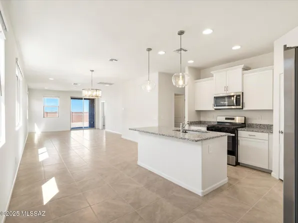 12614 E Remi Dr, Vail, AZ 85641