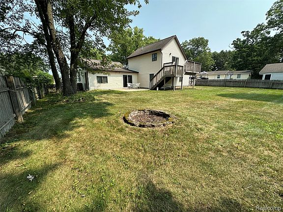 4th image of 603 Heights Rd
