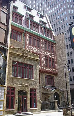 Rented by New York Residence | media 24