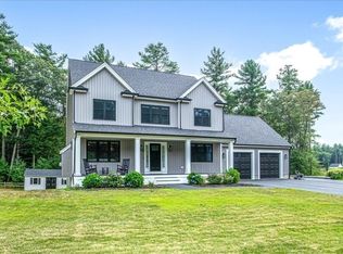 30 Harvestwood Ln, Middleboro, MA 02346