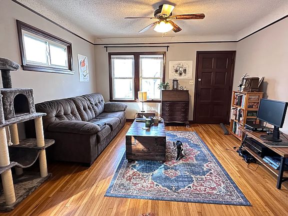 2nd image of 3017 31st Ave S