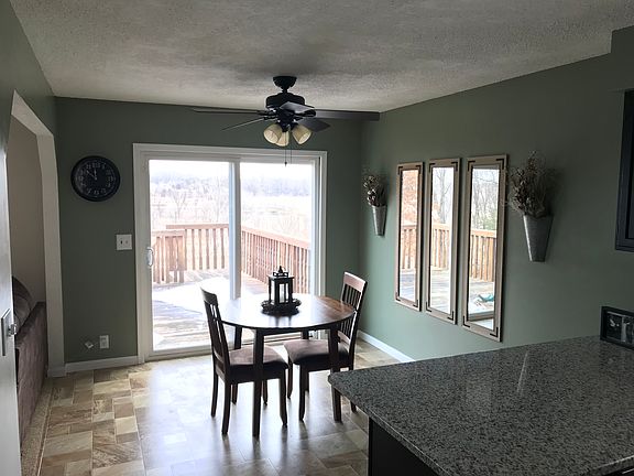 5th image of 3141 Riverwood Dr
