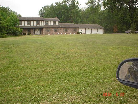 2nd image of 119 Country Pl
