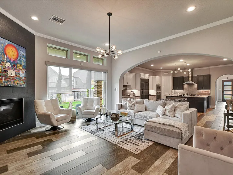 13219 Parkway Hills Dr — Photo 17