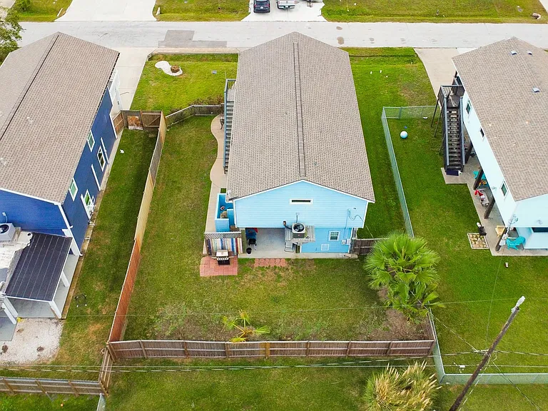 4131 Jackson Dr — Photo 43
