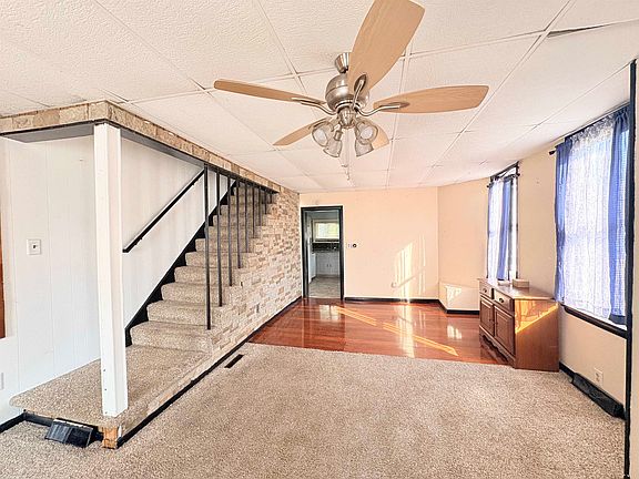4th image of 397 E 21st St