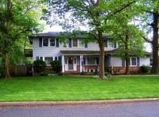 12 Sycamore Ave, Lake Grove, NY 11755