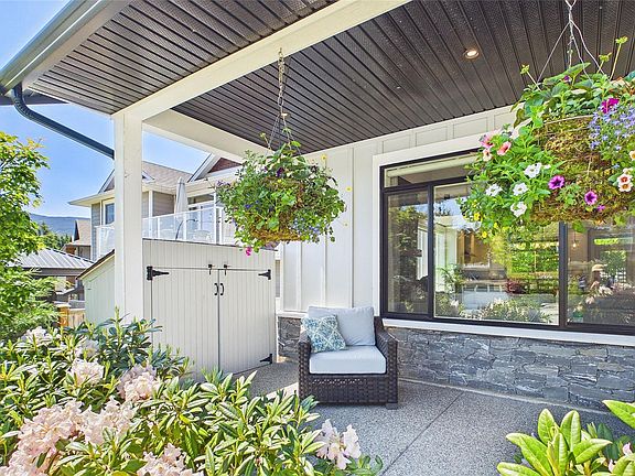 2nd image of 3778 Marjorie Way