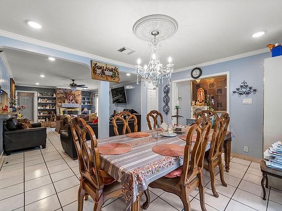 5th image of 11130 Holly Hill Ln