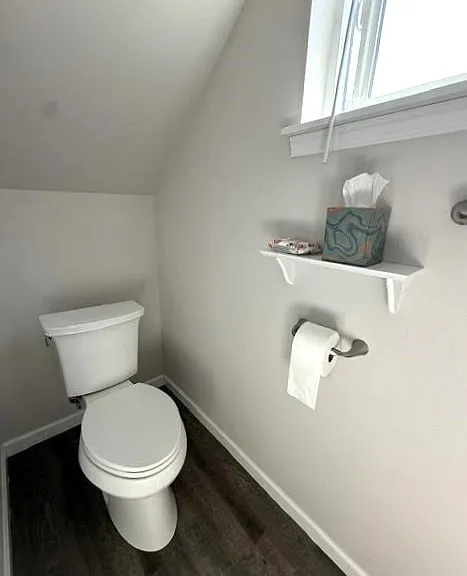 302 Van Trump Ave NE #B — Photo 15