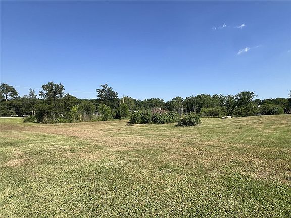 5th image of 19648 Chigger Creek Dr