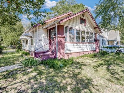 757 S Chautauqua Ave, Wichita, KS, 67211