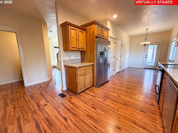 2nd image of 2817 SE Condor Ave