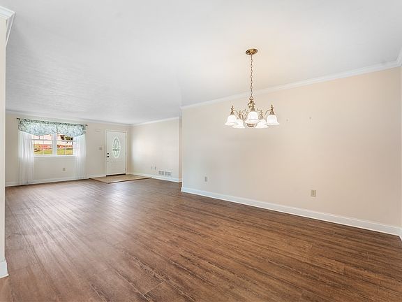 2nd image of 312 16th Ave