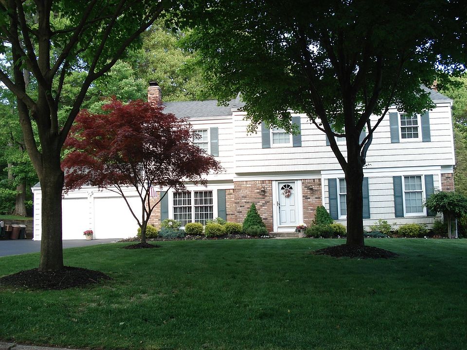 1st image of 31 Burham Dr