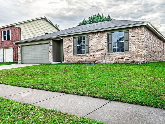 2nd image of 6403 Jennie Ln
