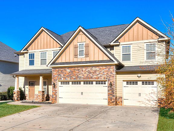 4th image of 4419 Jeffery Lane