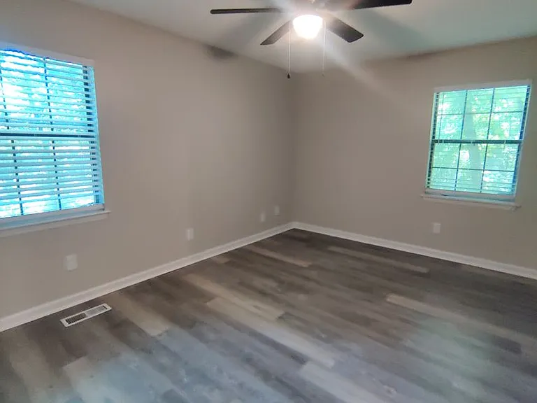 813 Chickamauga Ave — Photo 8