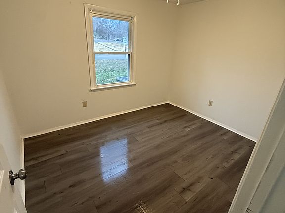 3rd image of 12002 Sugar Mill Cir SE #A