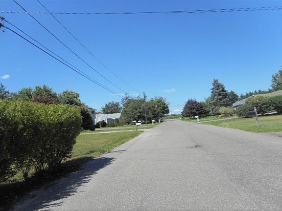 5th image of 460 Donna Dr