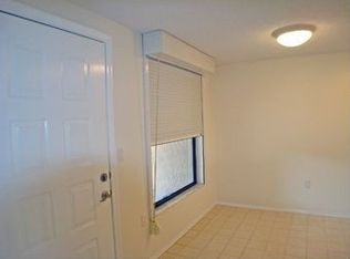 4212 126th St W APT 402, Cortez, FL 34215