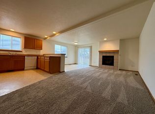 1551 NE 8th St, Redmond, OR 97756