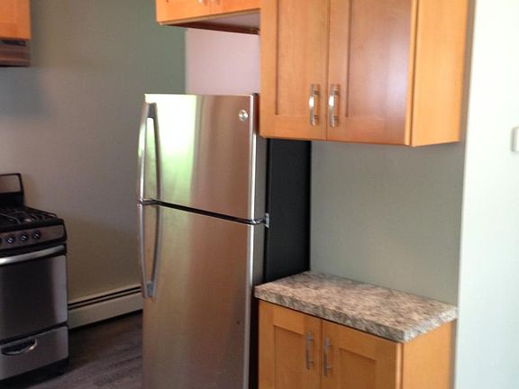 4th image of 3105 Robins St Unit 2