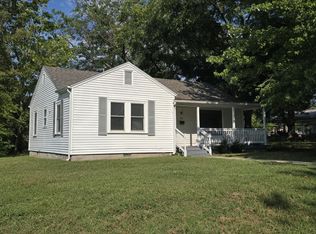 214 E E St SW, Miami, OK 74354