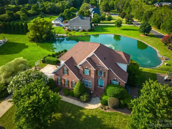 1005 Cherrybrook Ln, Monroe, NC 28110