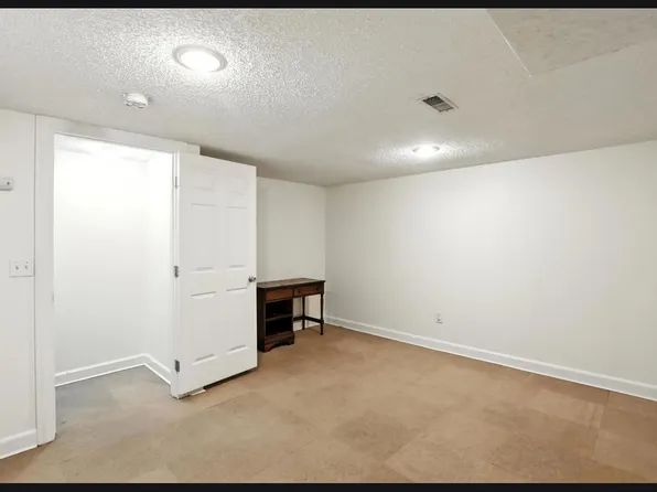 2527 Maxim Ln, Columbus, OH 43235