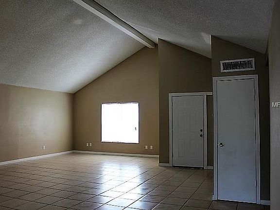 4th image of 968 Shenandoah Ave